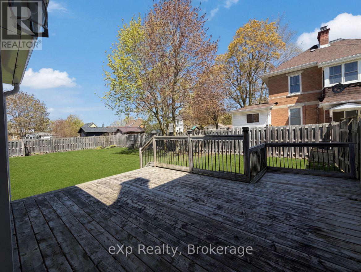 625 GIBSON STREET - 19