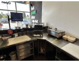 B106 15691 104 Avenue, Surrey, BC V4N2H4 Photo 9