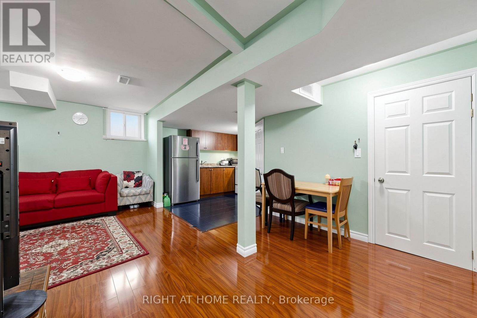 648 BLACKWOOD BOULEVARD - 24