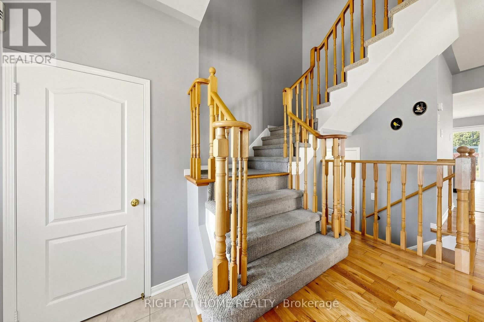 648 BLACKWOOD BOULEVARD - 32