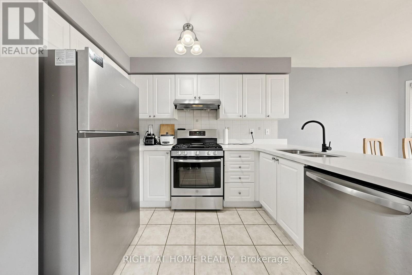 648 BLACKWOOD BOULEVARD - 36