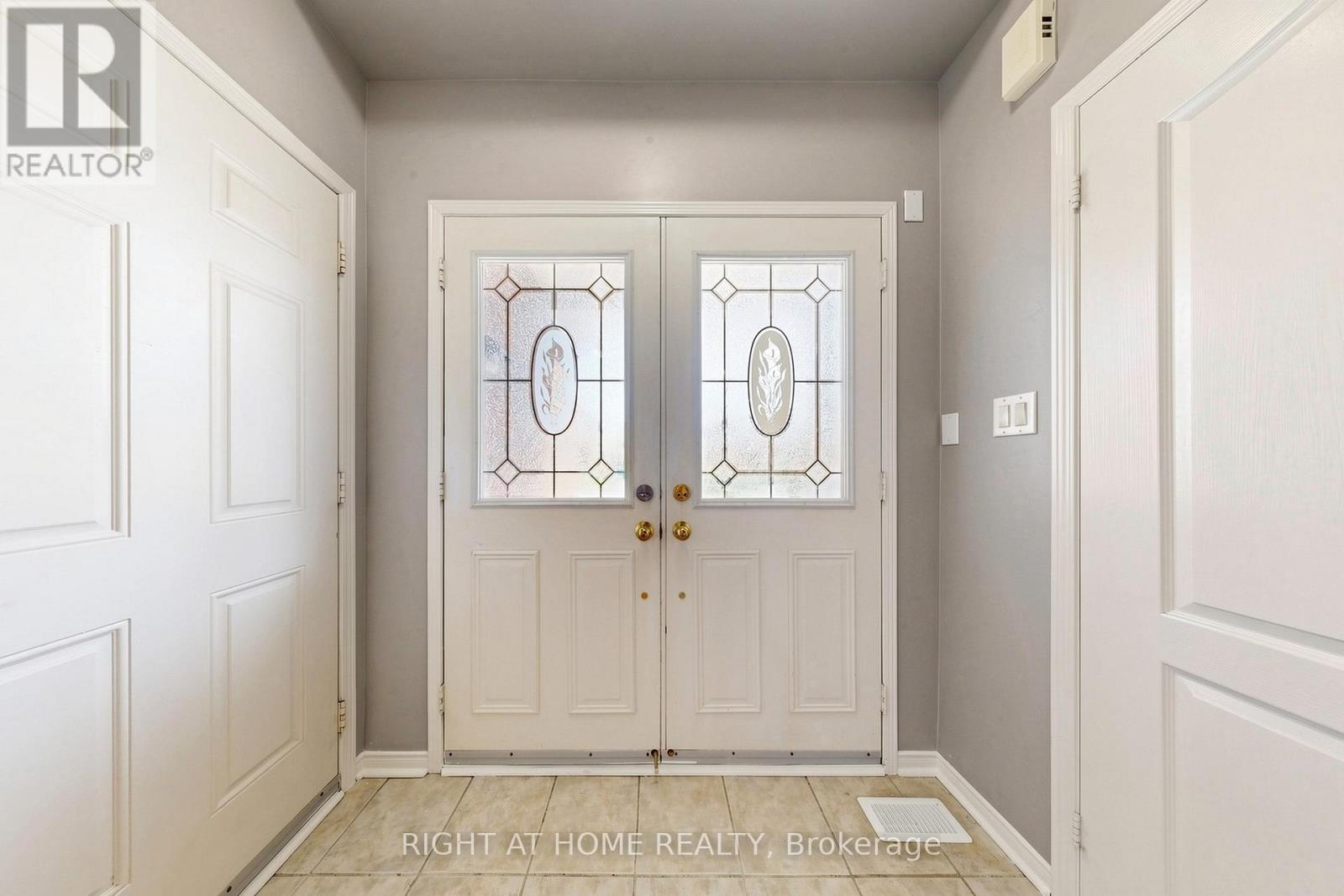 648 BLACKWOOD BOULEVARD - 4