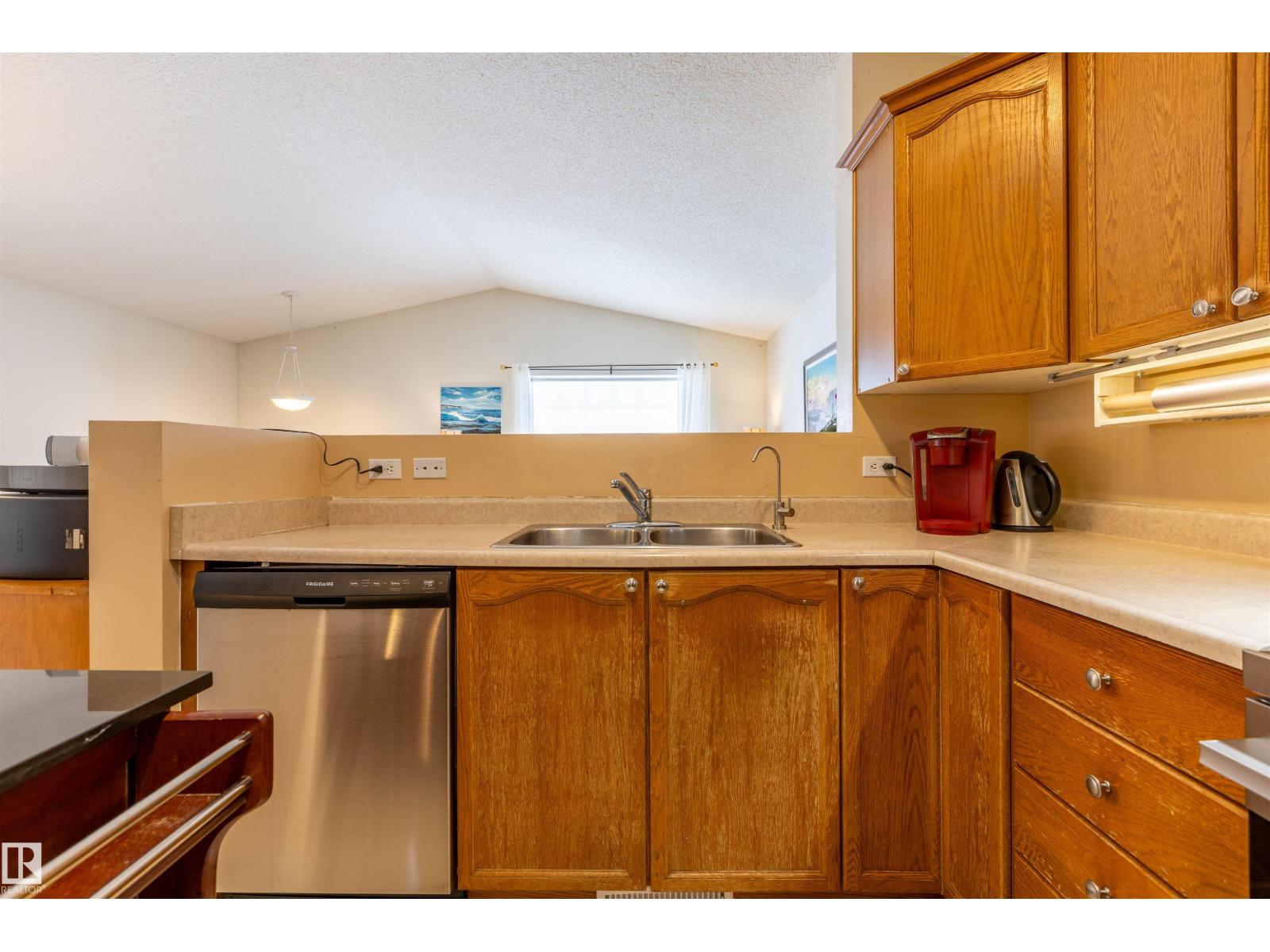1712 Turvey BN NW - 12