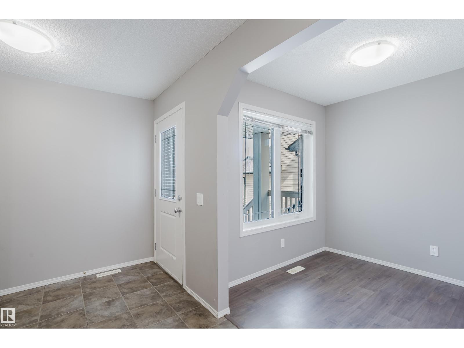 14007 164 AV NW, Edmonton