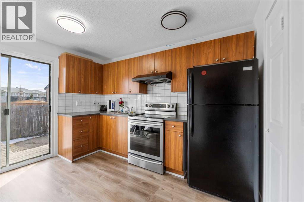 40 Pinecliff Close NE - 9