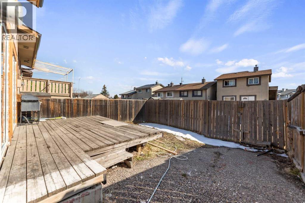 40 Pinecliff Close NE - 29
