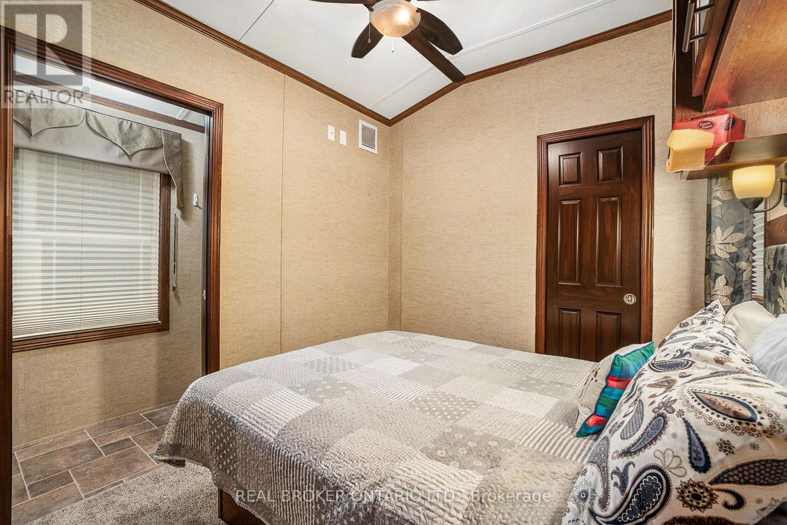 #H10 240 PINEWOOD PARK ROAD - 21