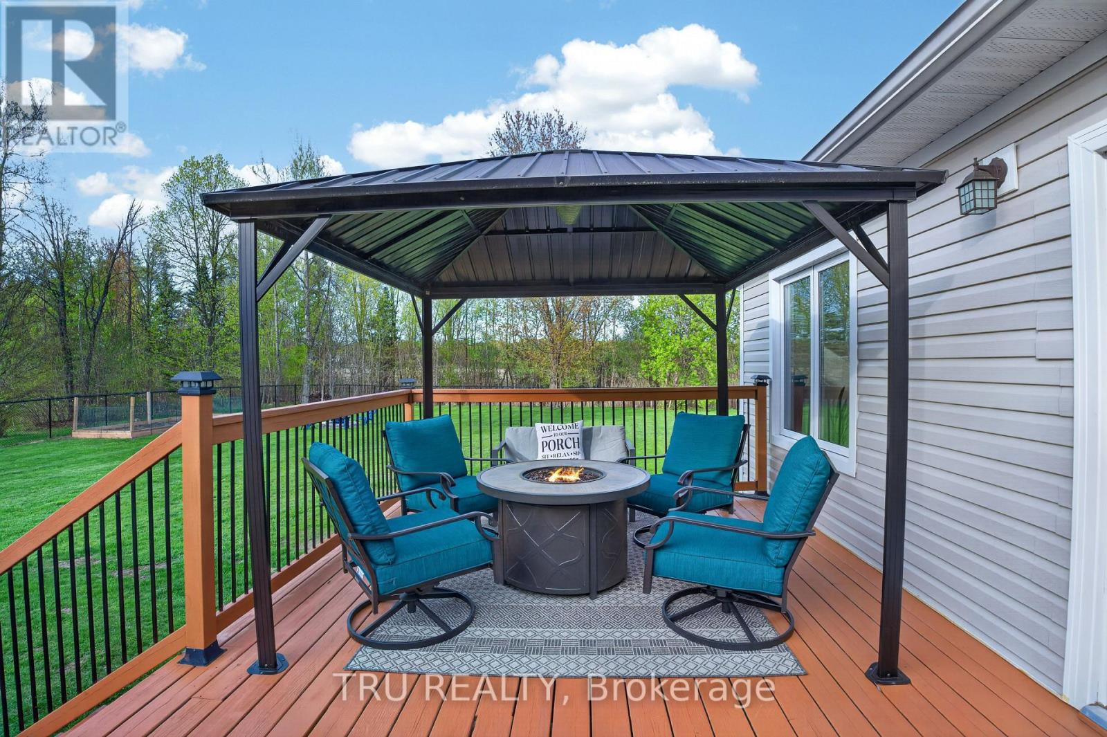 52 KIMBERLY AVENUE - 41