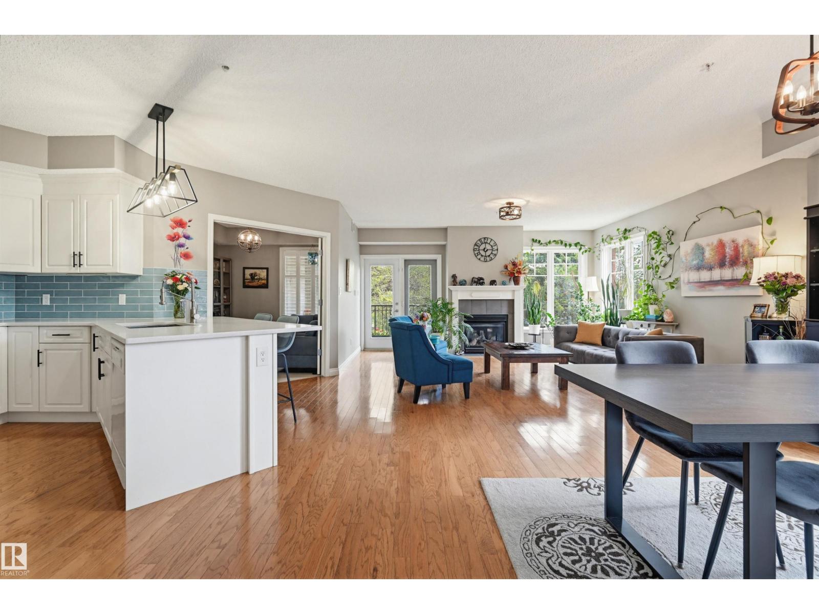 #201 9811 96A ST NW, Edmonton