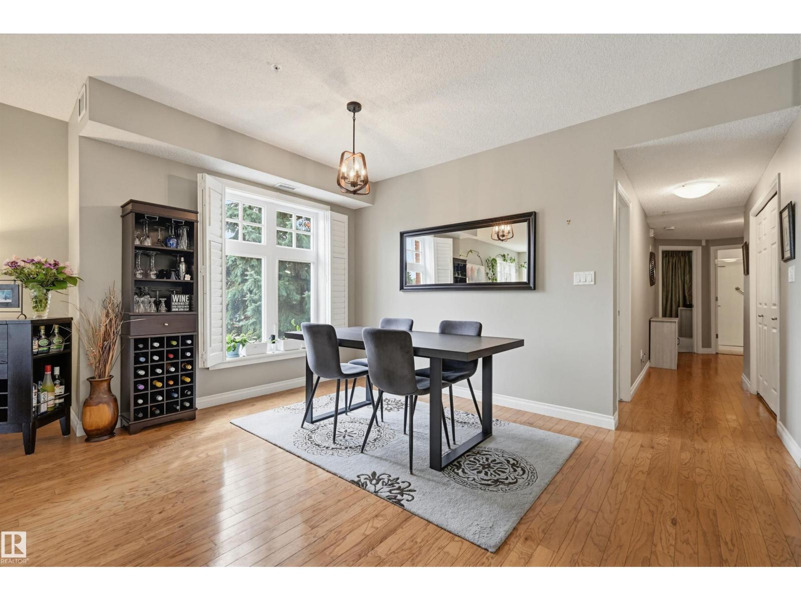 #201 9811 96A ST NW, Edmonton