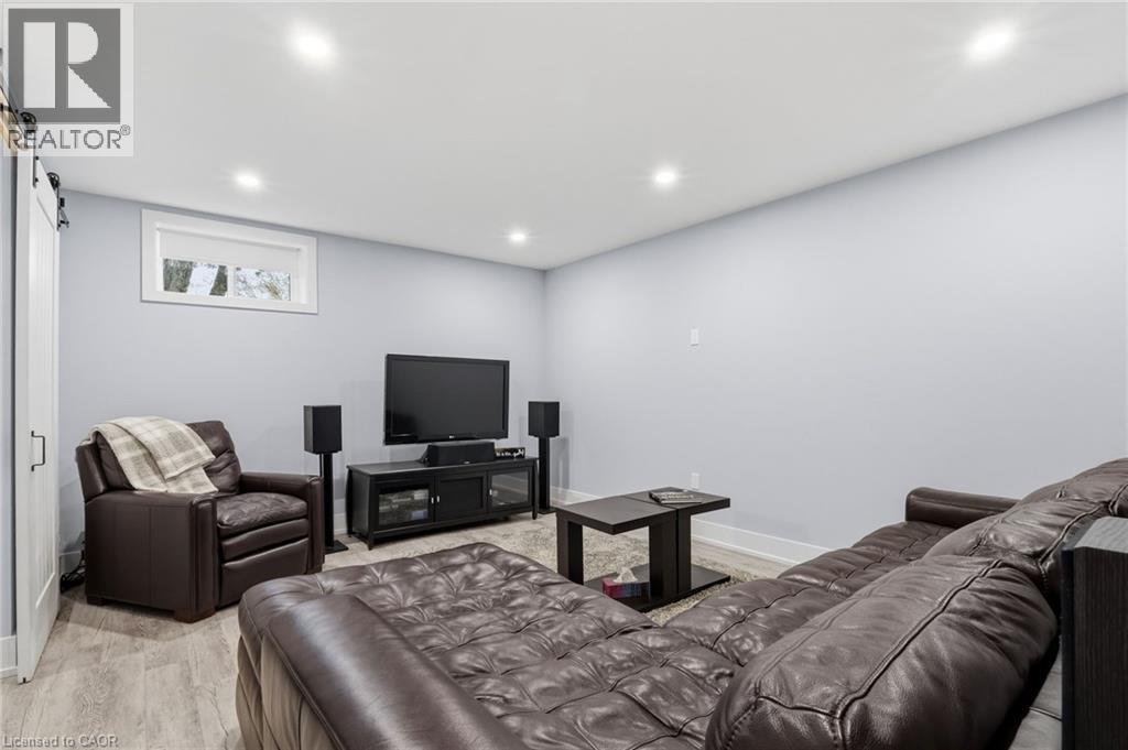 2116 BINBROOK Road E - 35