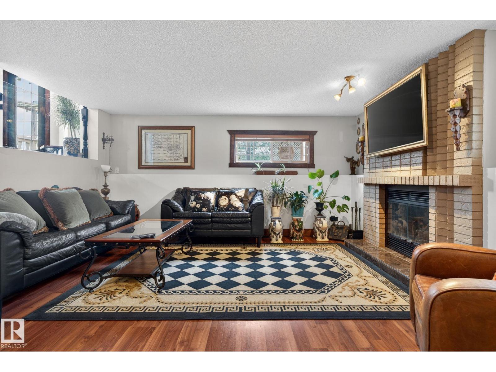 3332 44B AV NW - 13