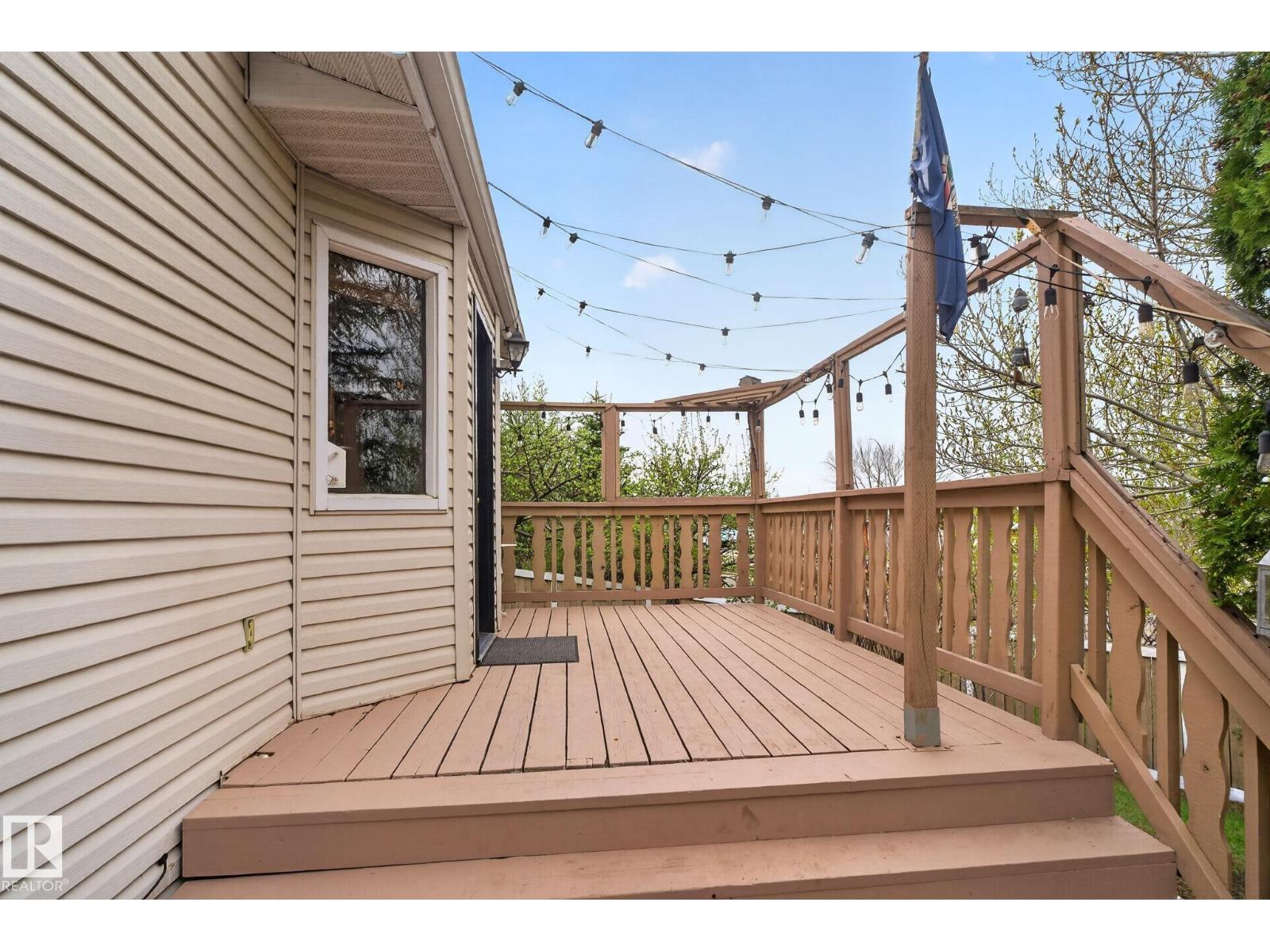 3332 44B AV NW - 34