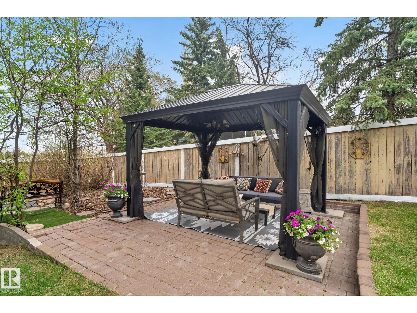 3332 44B AV NW, Edmonton
