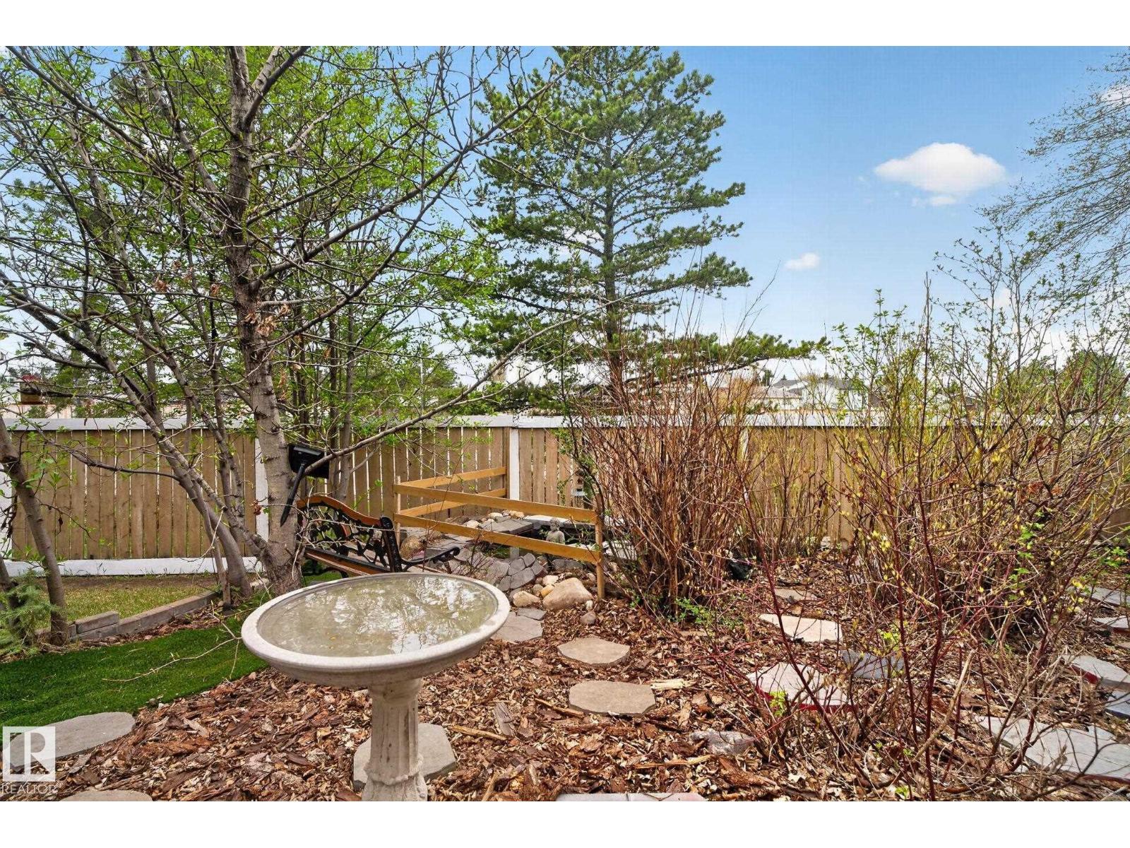 3332 44B AV NW, Edmonton