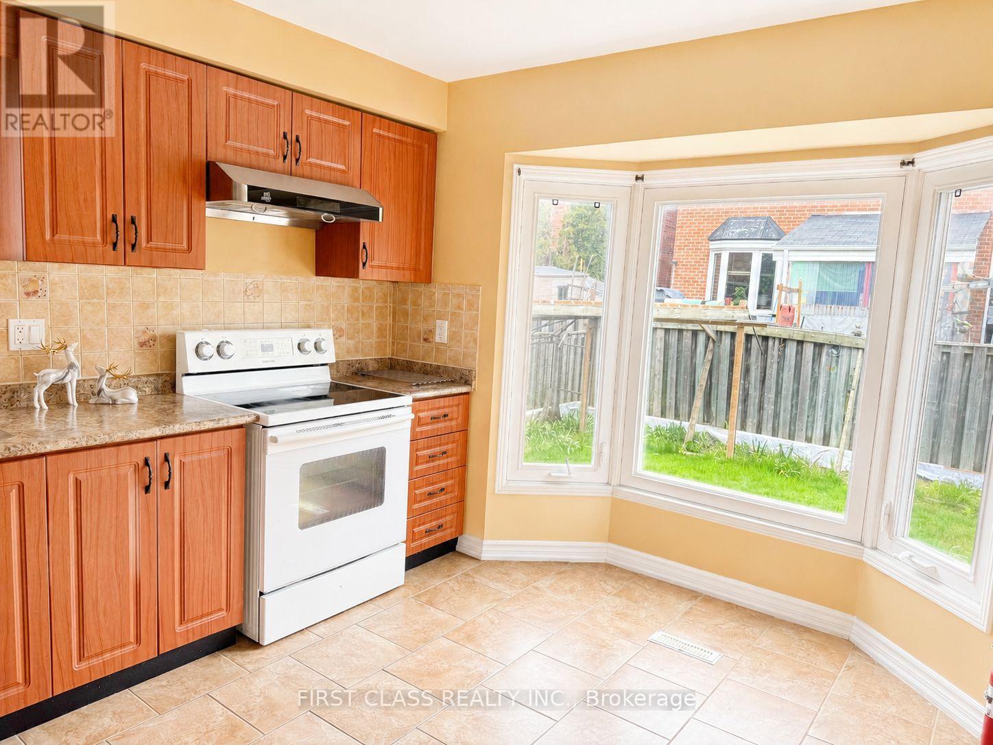 59 CALVERLEY TRAIL - 13