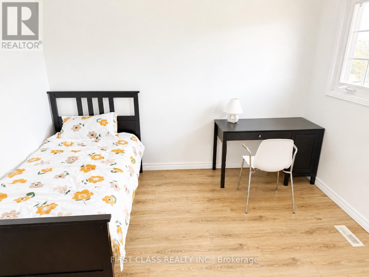 59 CALVERLEY TRAIL - 25