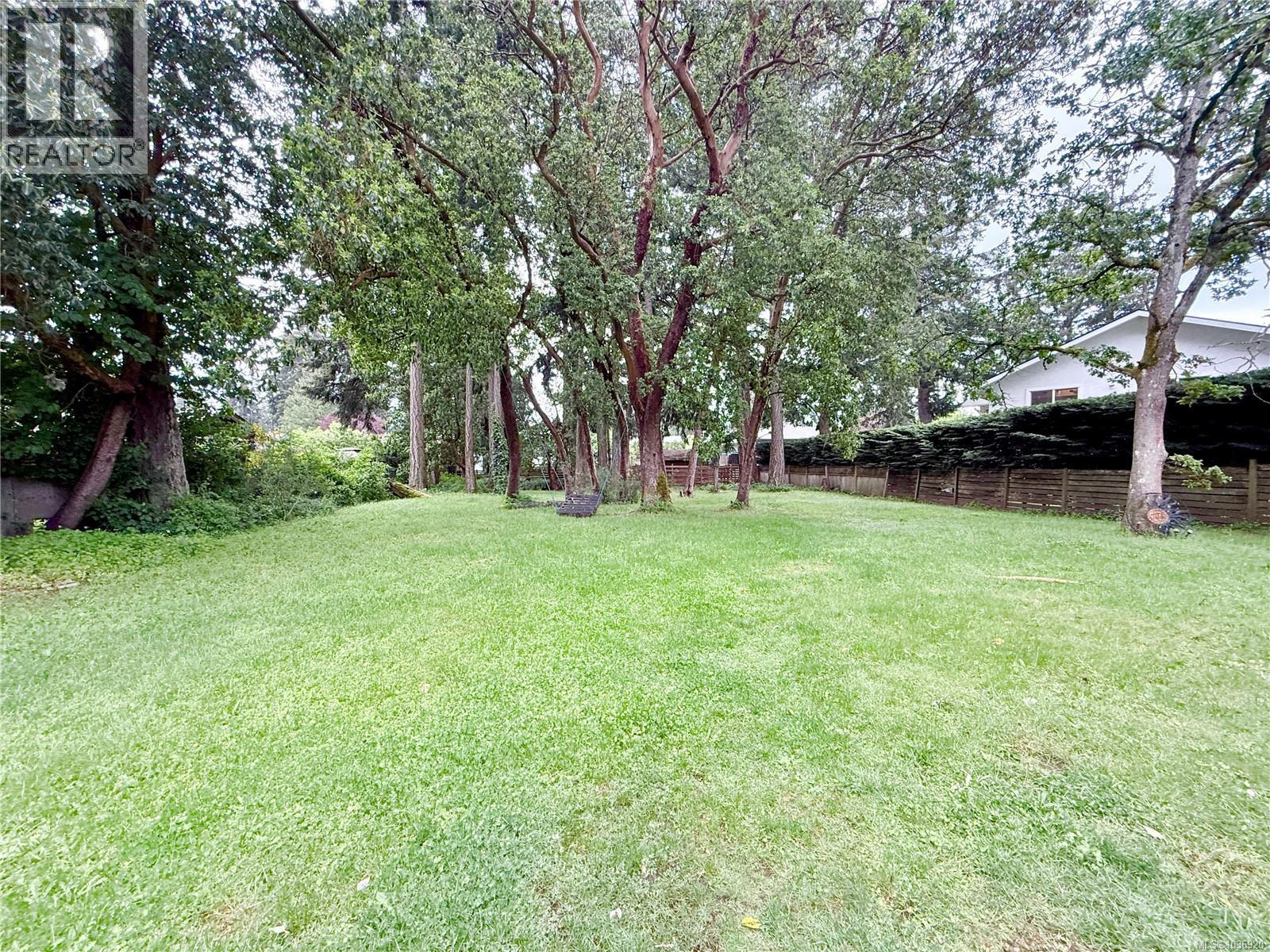 2321 Sooke Rd - 4