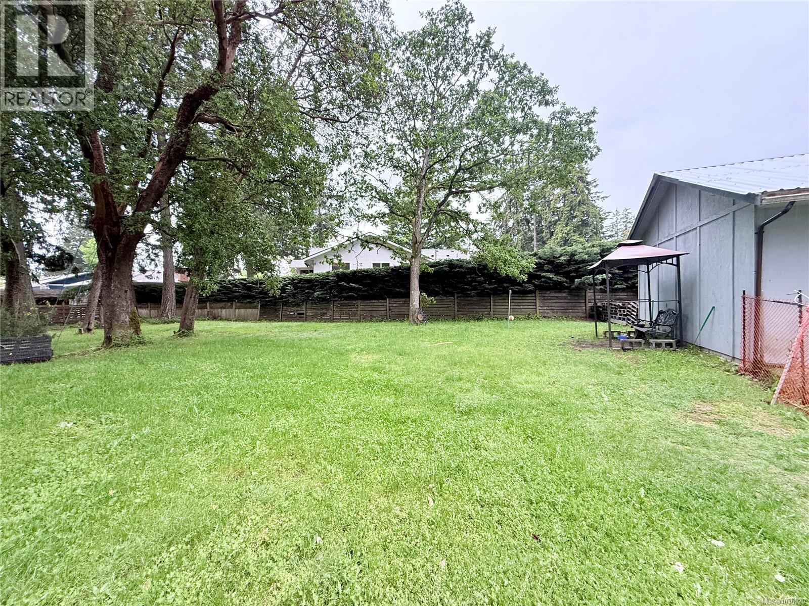 2321 Sooke Rd - 7
