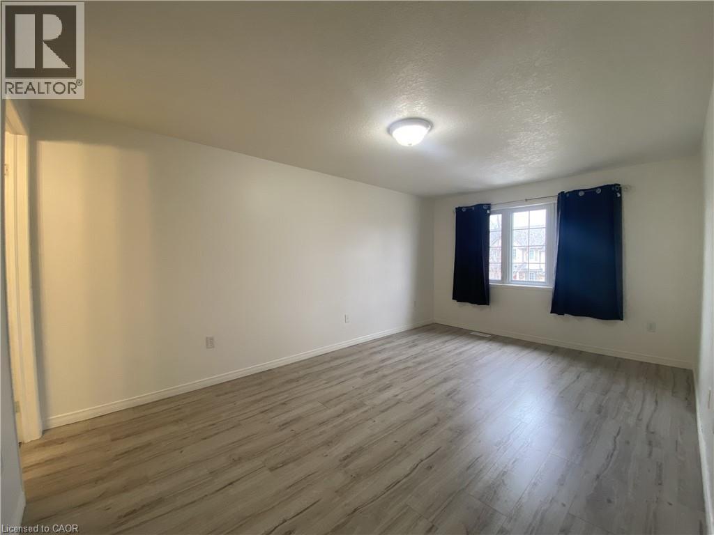 517 VIRGINIA CREEPER Street, Waterloo, Ontario, N2V2W4 — Photo 10