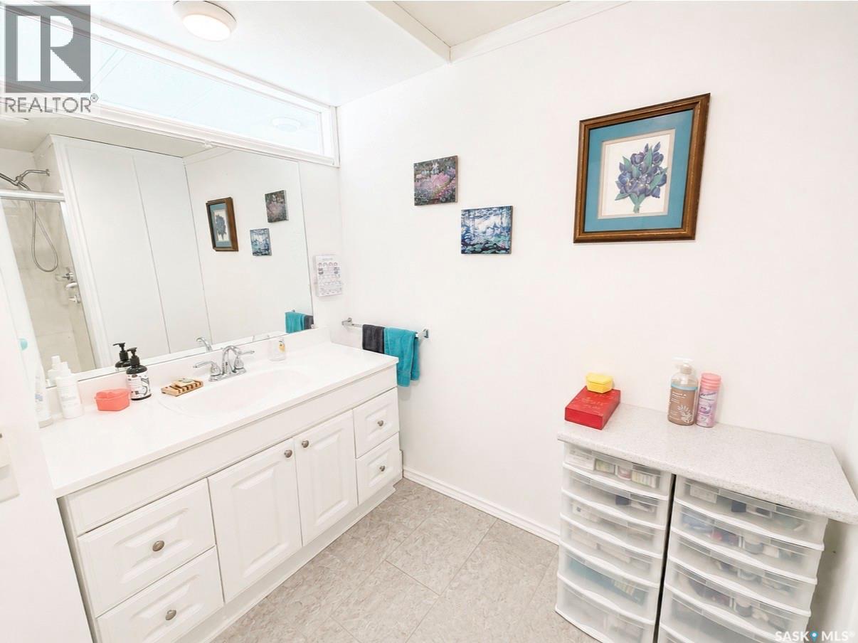 509 Toews STREET - 15