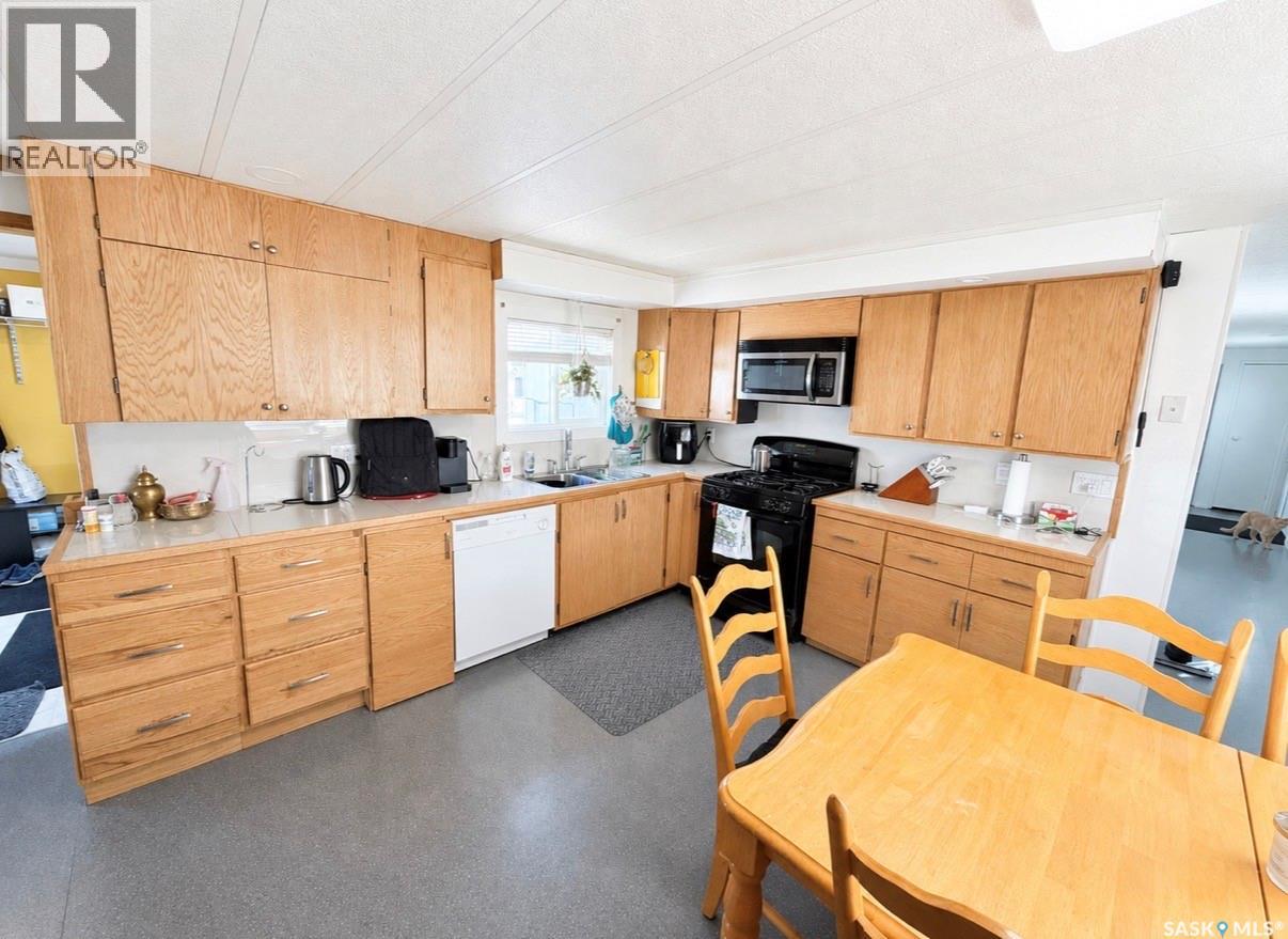 509 Toews STREET - 3