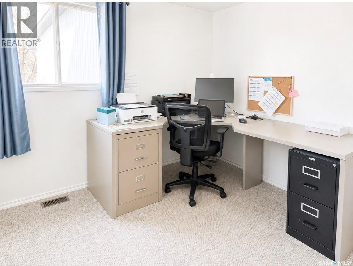 509 Toews STREET - 8