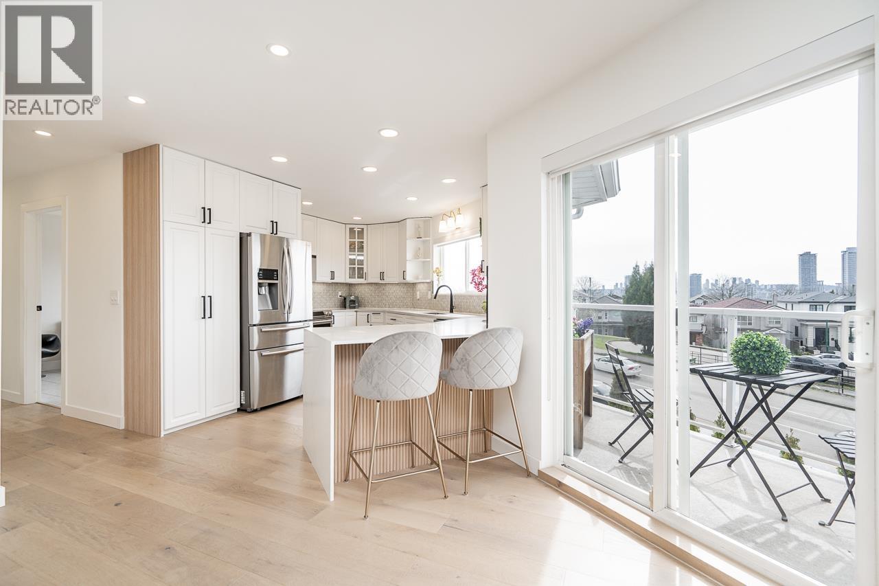 5 Bed, 4 Bath House for Sale in Burnaby – 397 DELTA AVENUE, Burnaby - Image 9