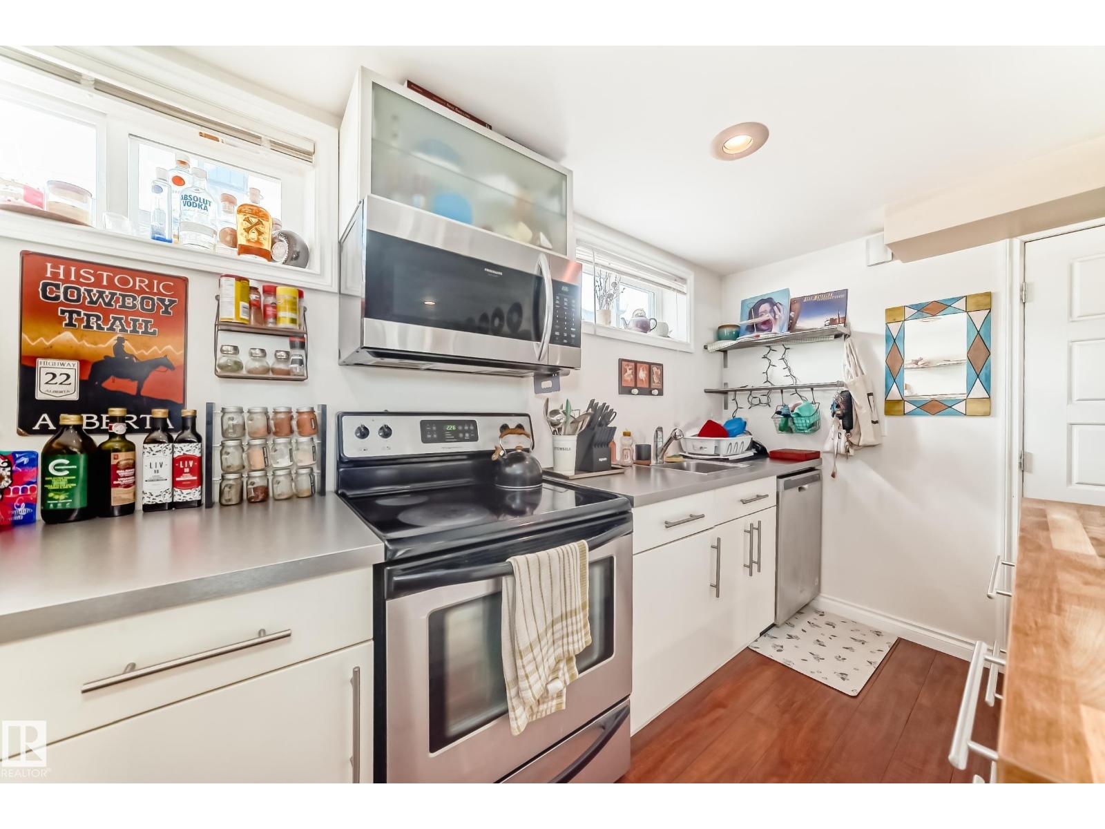 11243 127 ST NW, Edmonton