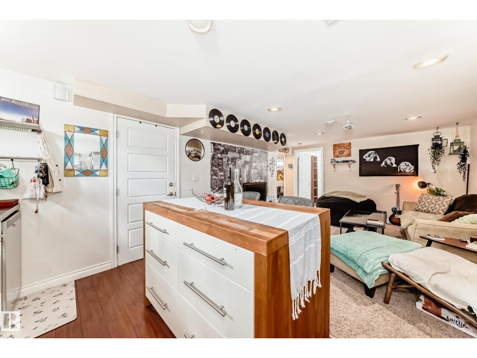 11243 127 ST NW, Edmonton