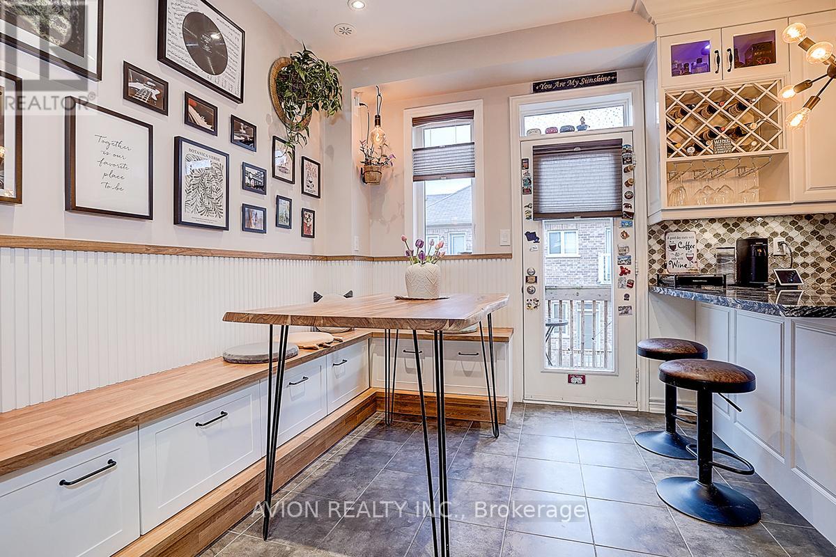 24 FANNY GROVE WAY - 13