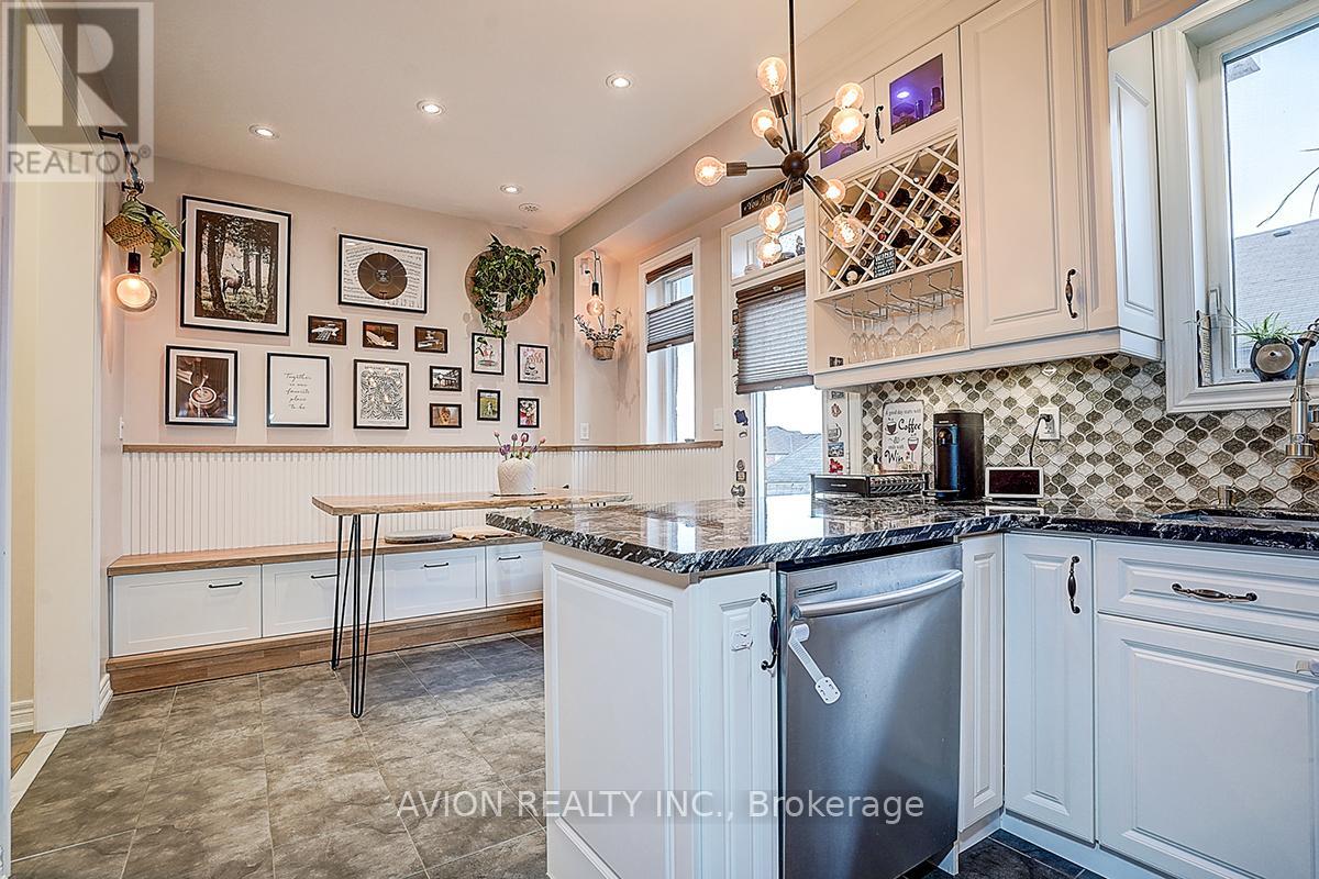 24 FANNY GROVE WAY - 21