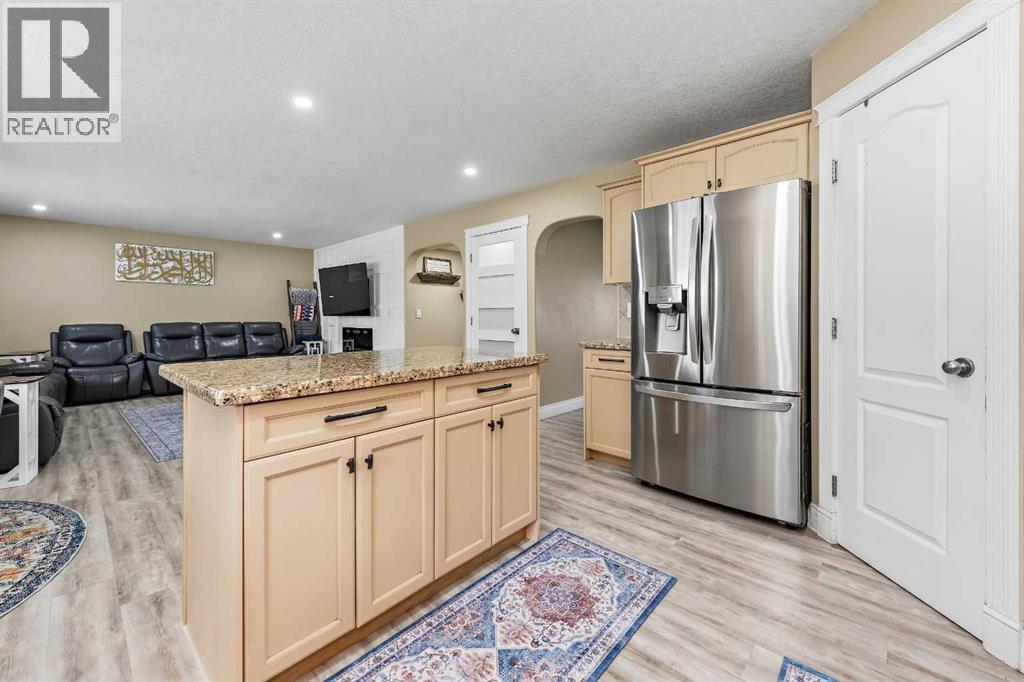 66 Royal Highland Road NW - 18