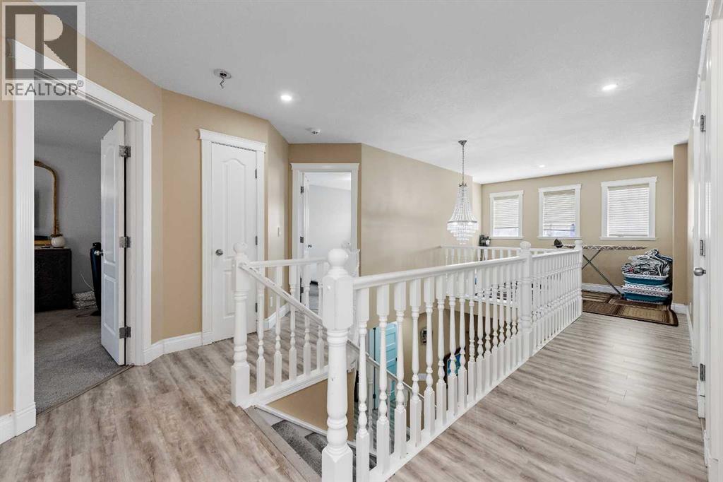 66 Royal Highland Road NW - 22