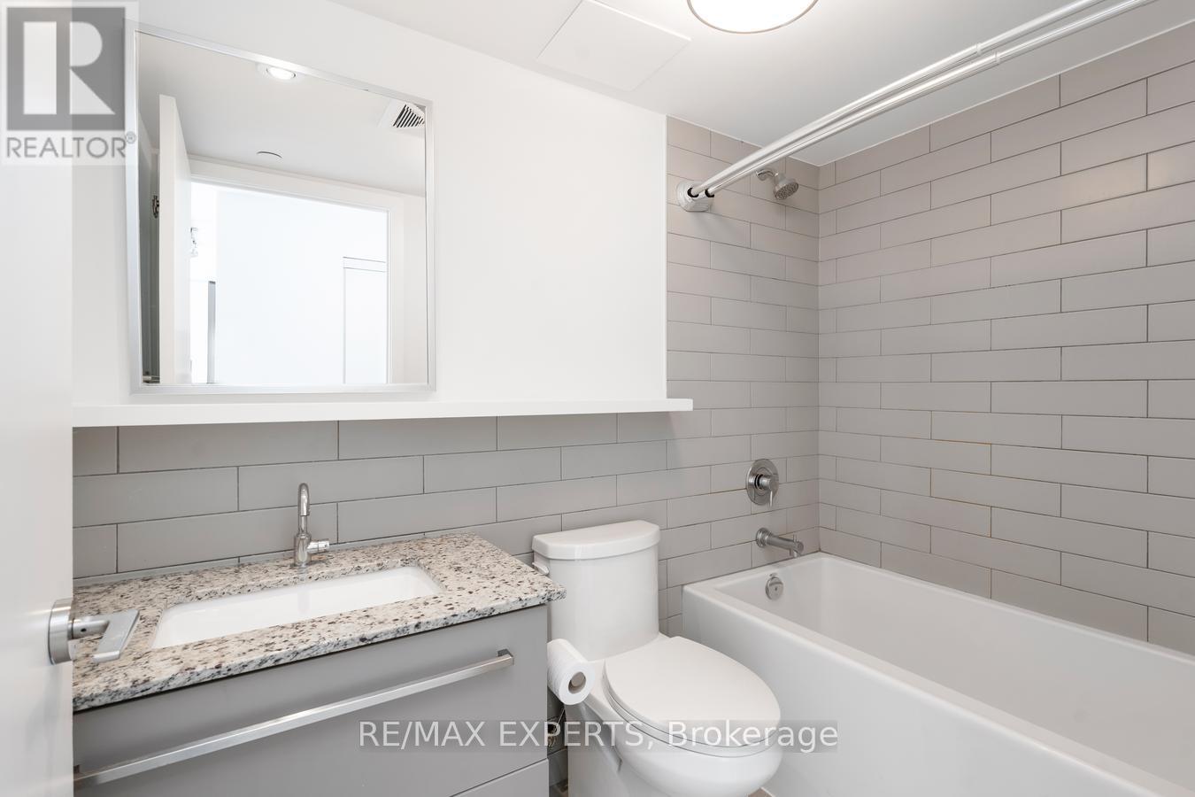#416 160 FLEMINGTON ROAD - 22