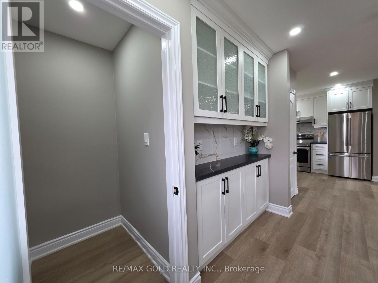 1155 PORTLAND STREET - 10