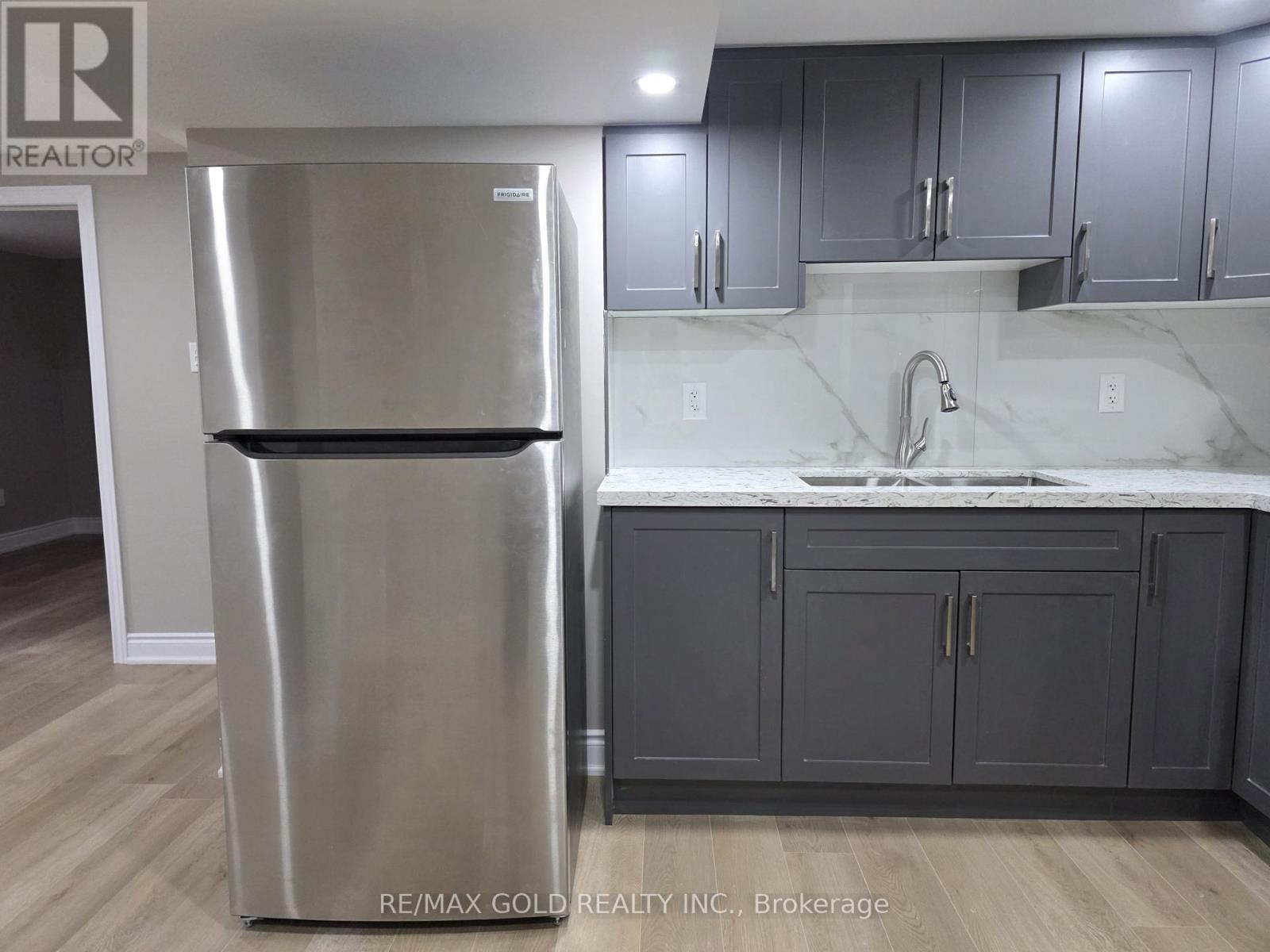 1155 PORTLAND STREET - 37