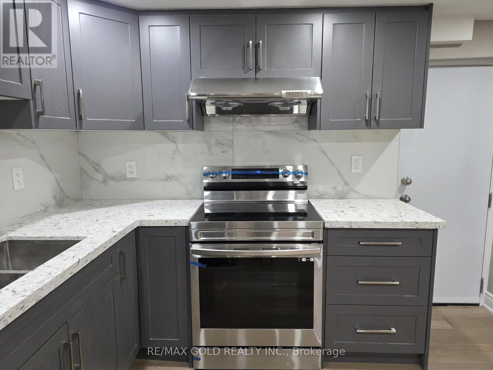 1155 PORTLAND STREET - 38