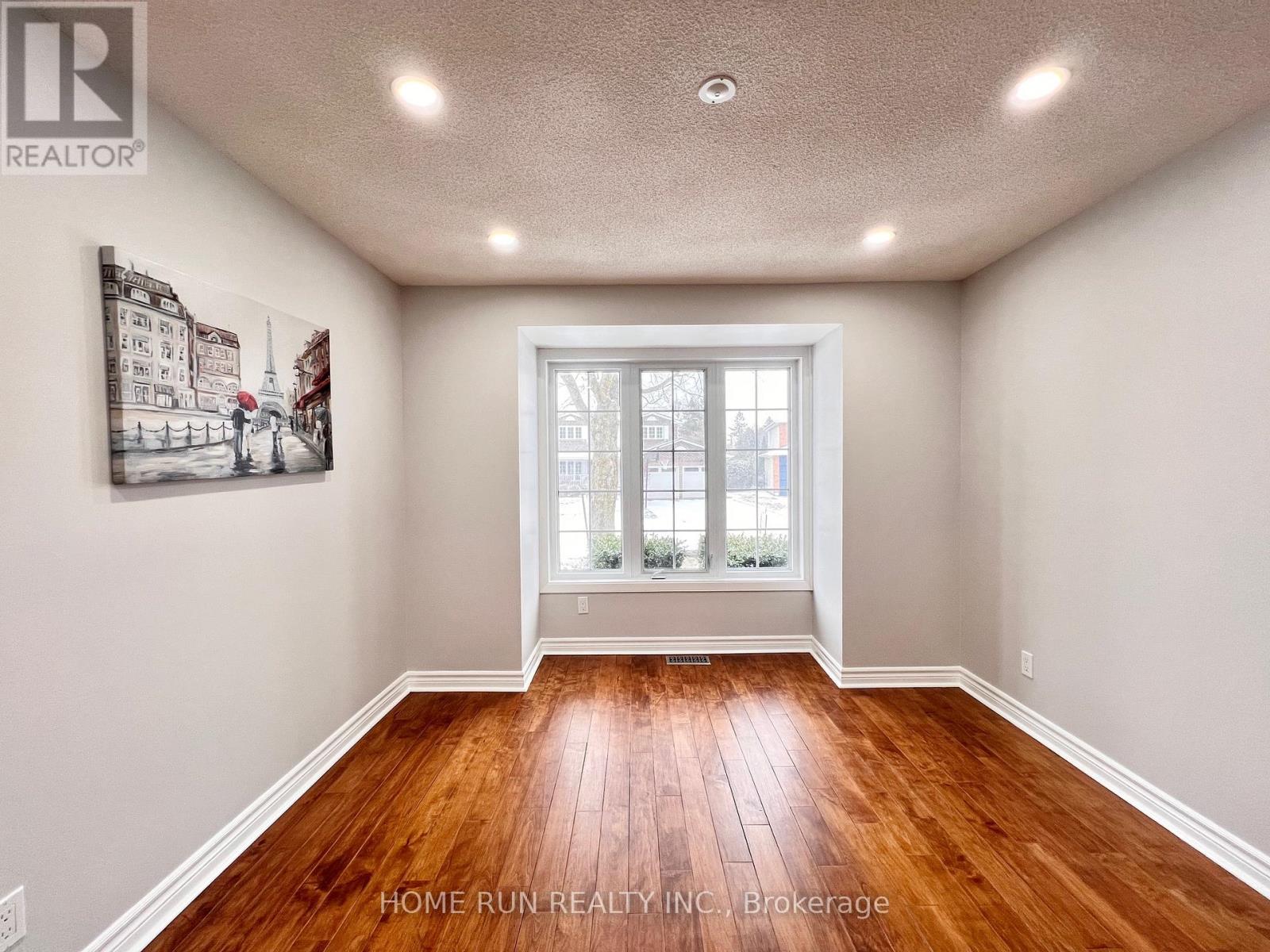 184 PINETRAIL CRESCENT - 6