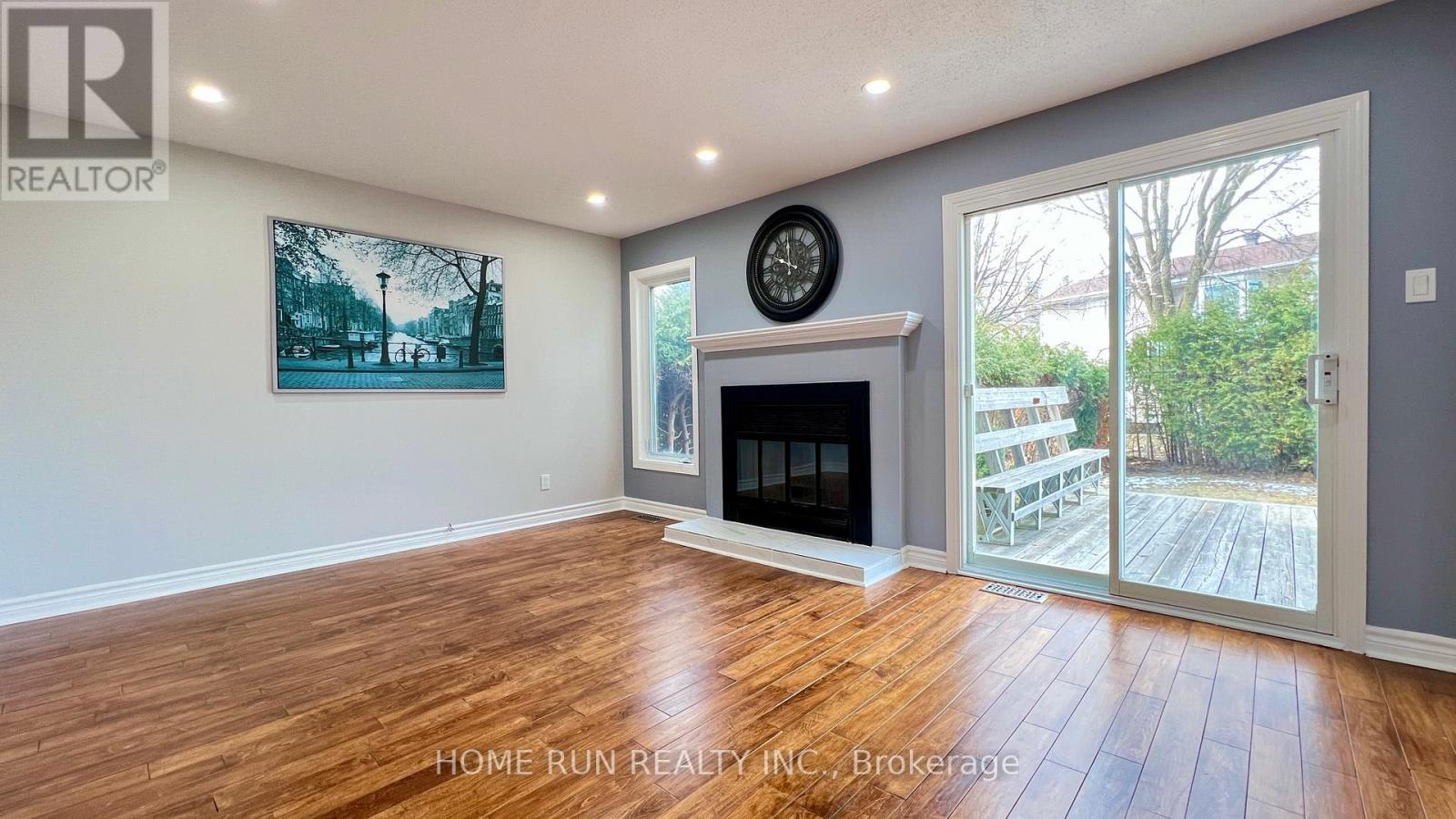 184 PINETRAIL CRESCENT - 9