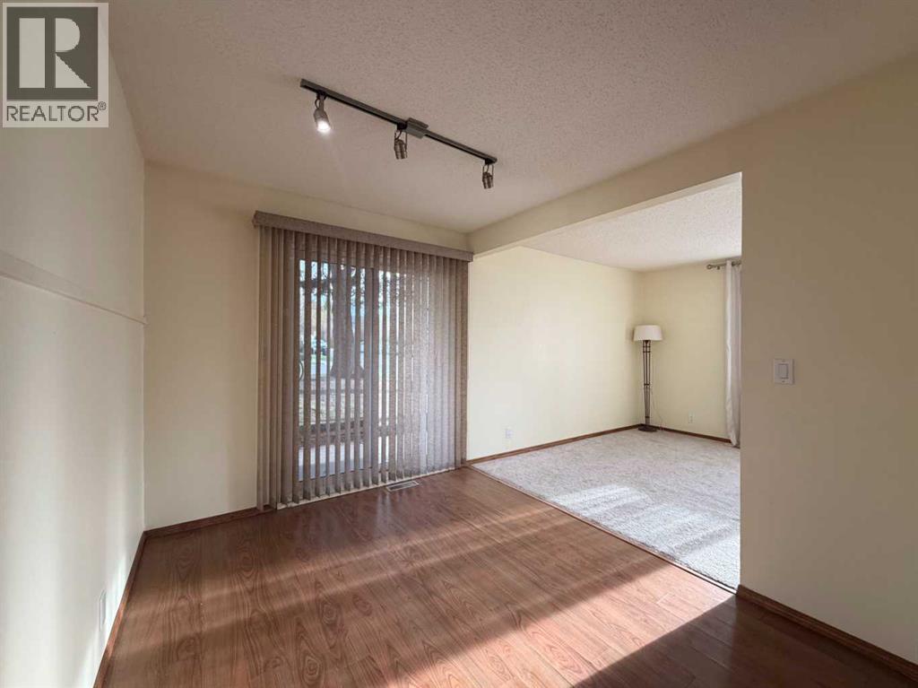 1, 1202 2 Street NE - 31