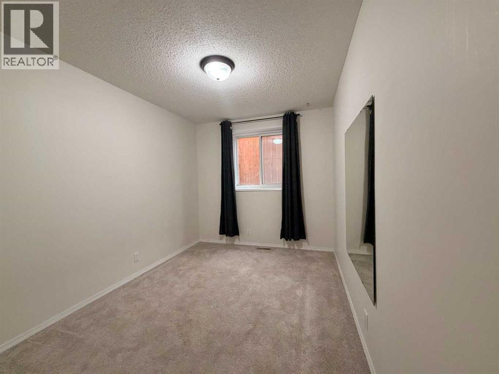 1, 1202 2 Street NE - 40