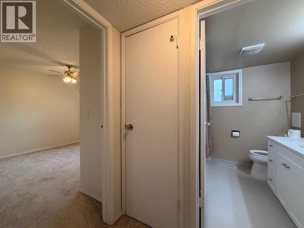 1, 1202 2 Street NE - 42