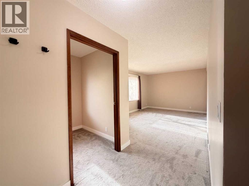 1, 1202 2 Street NE - 5