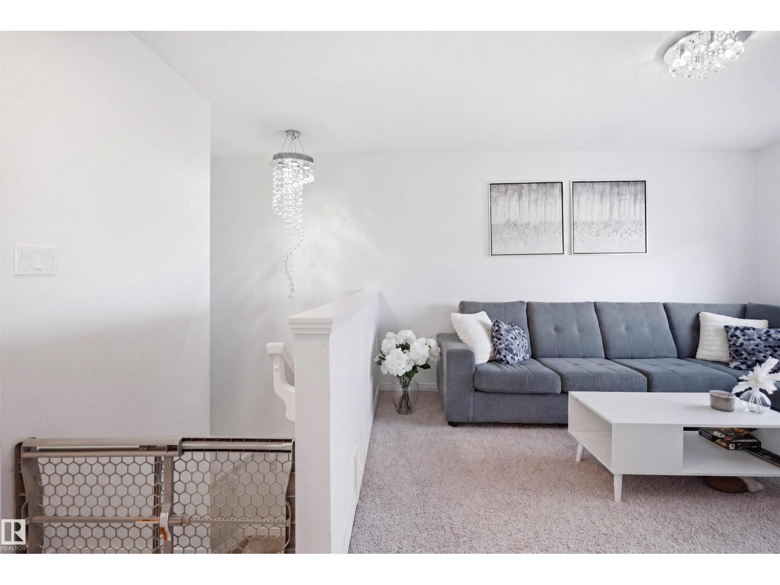1453 HAYS WY NW, Edmonton