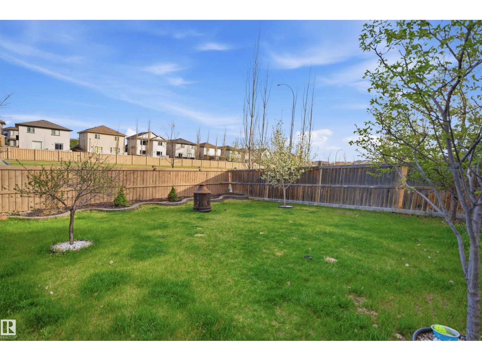 1453 HAYS WY NW, Edmonton