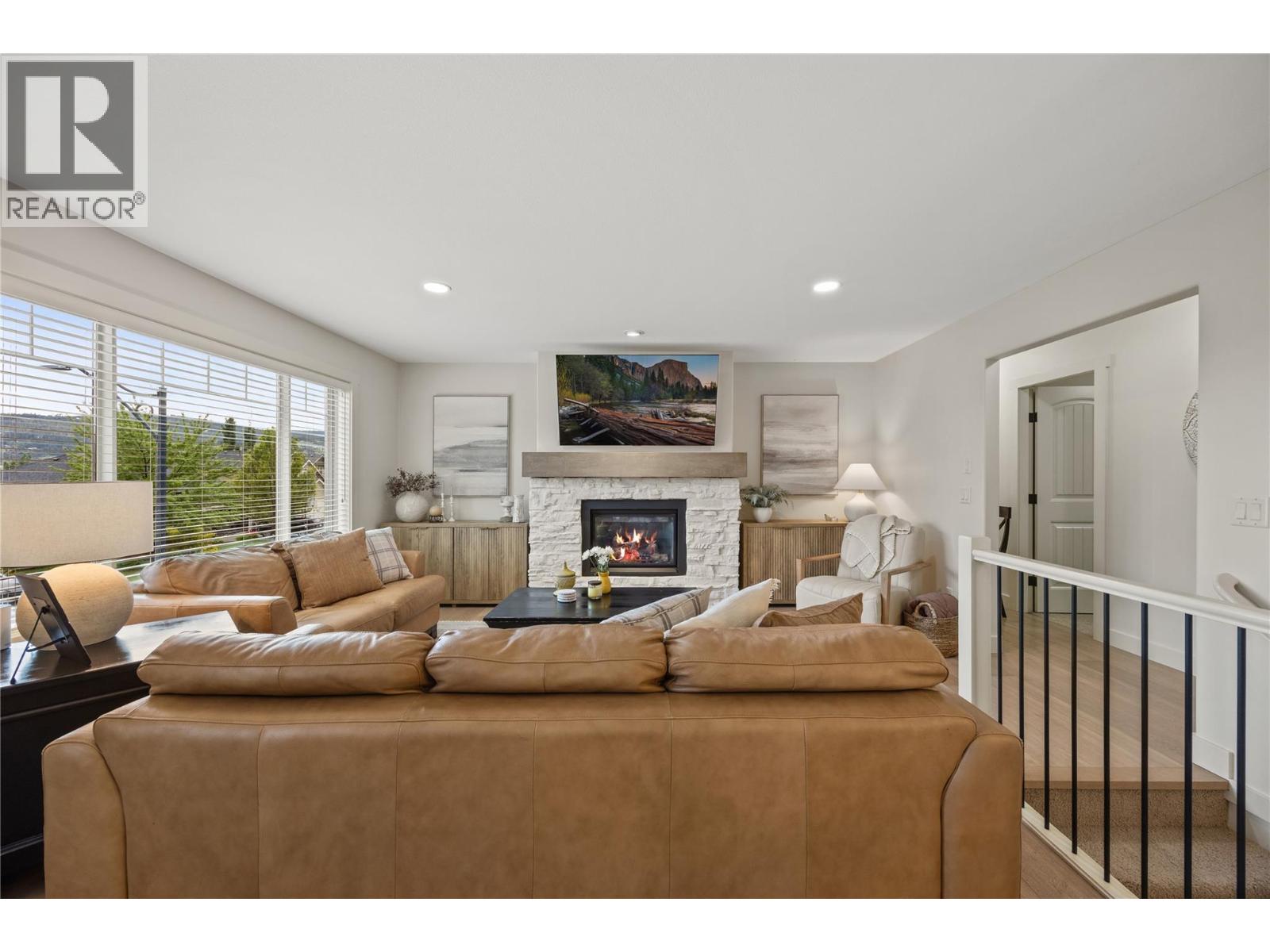  3188 Saddleback Place, West Kelowna