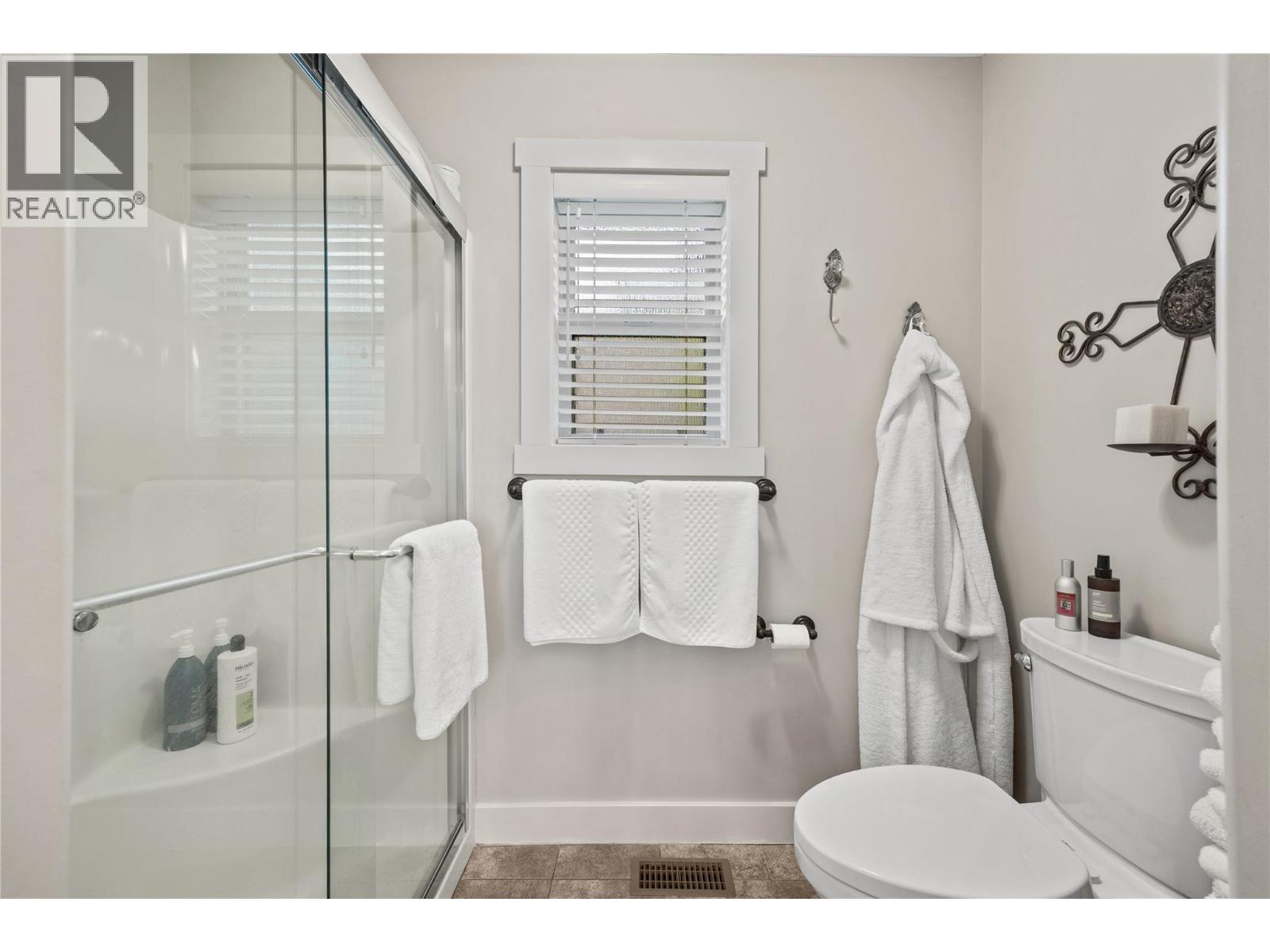  3188 Saddleback Place, West Kelowna