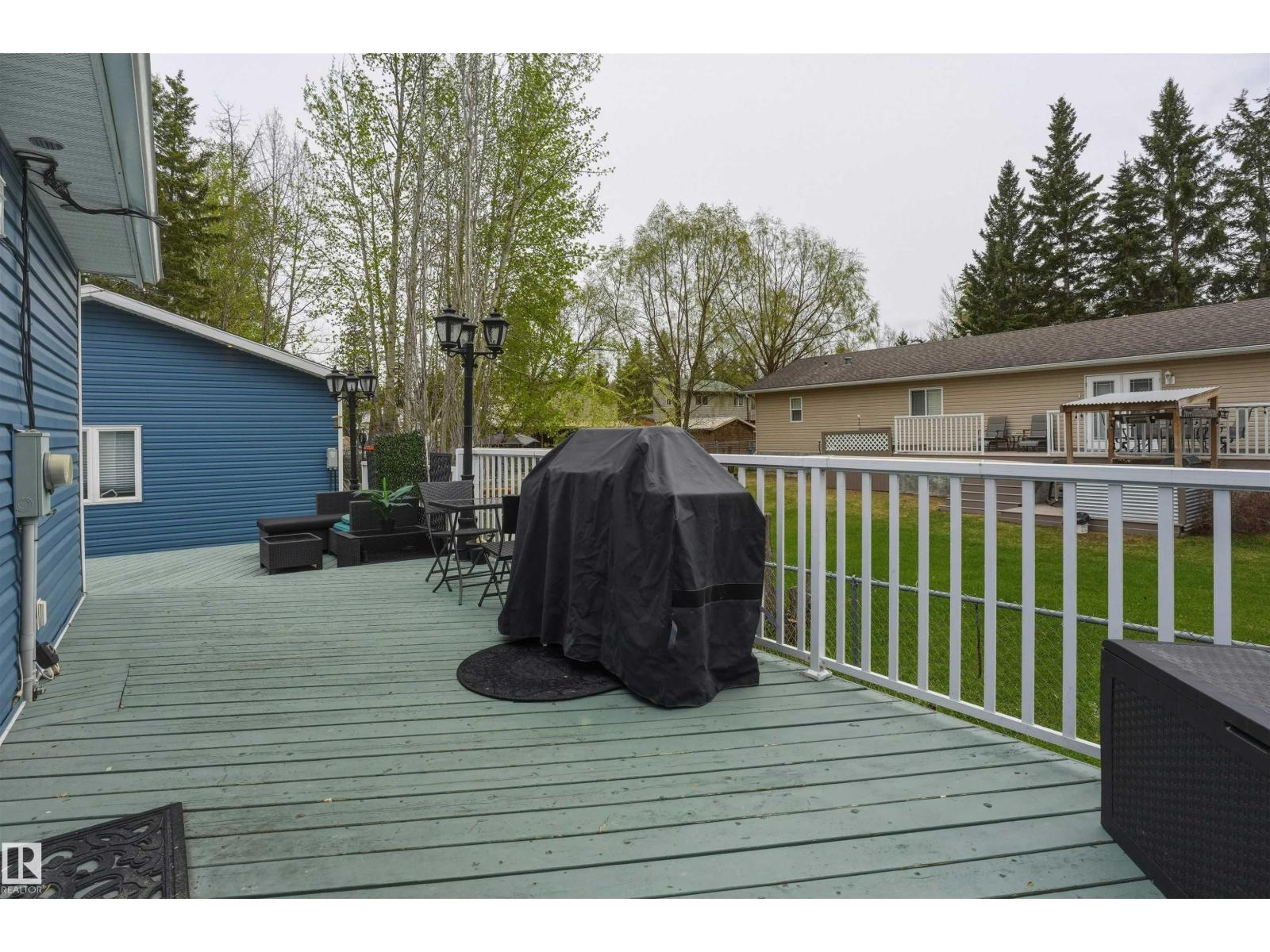 1515 Marine DR - 19