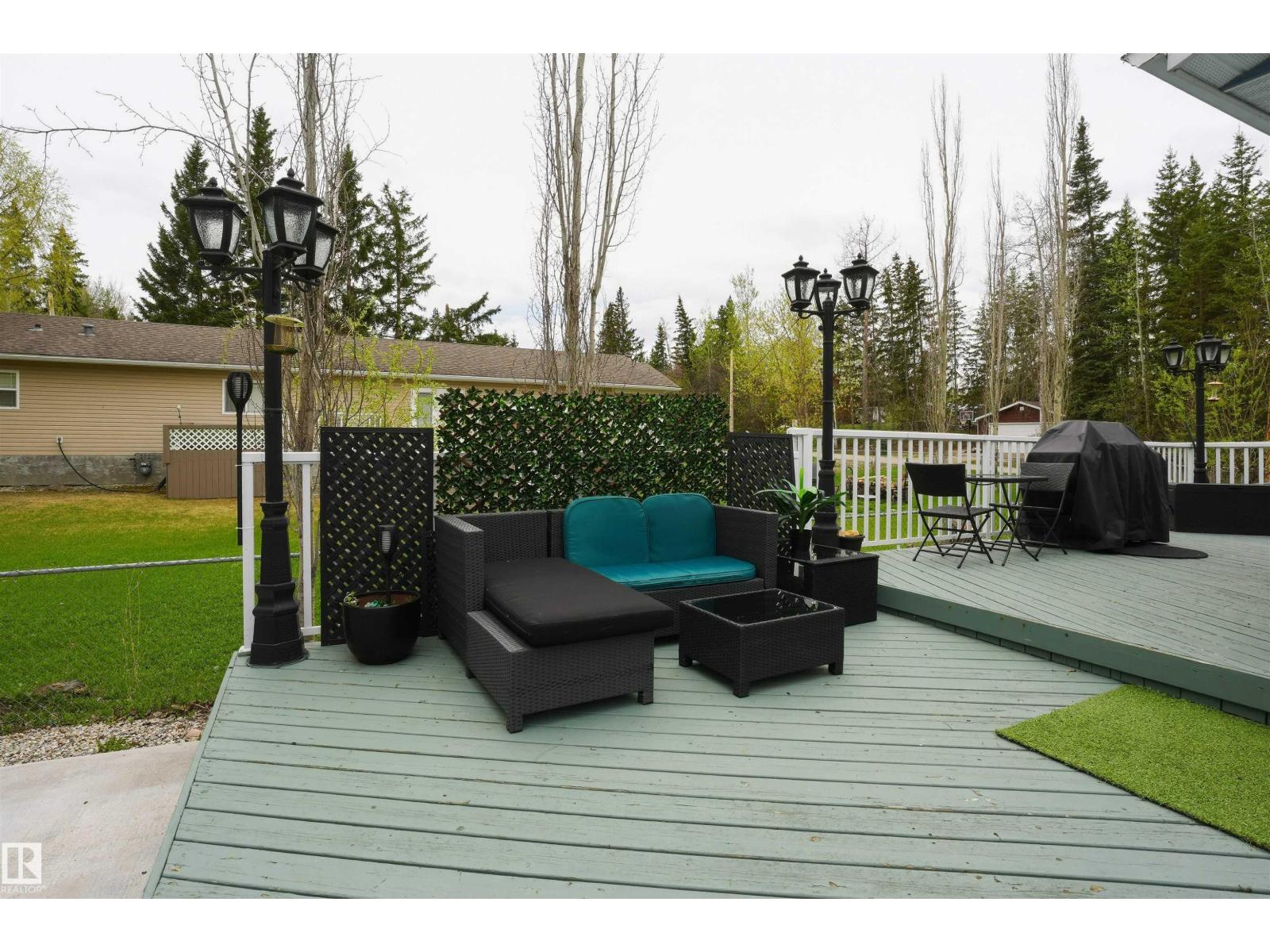 1515 Marine DR - 20